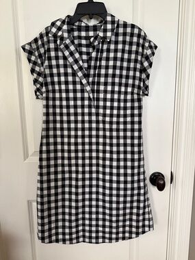 J. Crew Black and White Gingham Button-Up